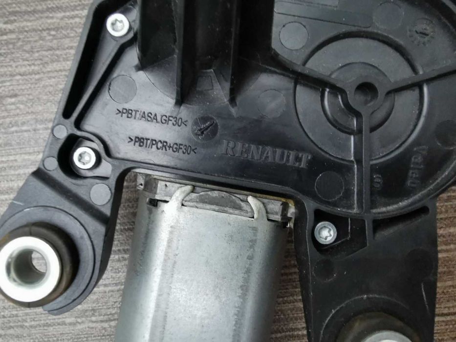 Renault_Dacia_Моторче за задна чистачка ‎Valeo