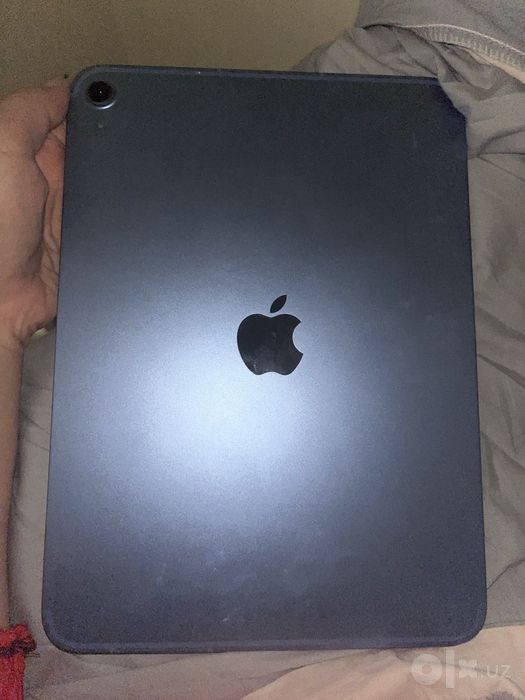 Ipad 11 a16 128 talik wifi da ishlida katobka dokument hammasi bor