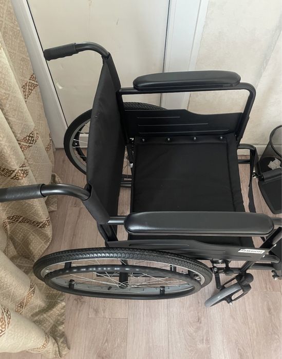 Продам Инвалидную коляску