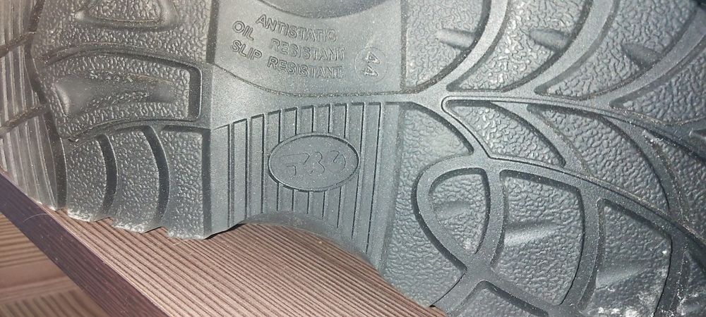 Продам кирзовые сапоги 44р