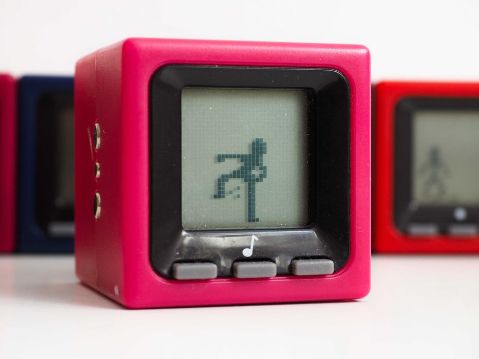 Joc electronic Radica Cube World, prețul este pt 3 bucăți, la alegerea