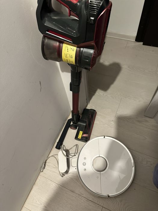 Продавам два прахосмукачки