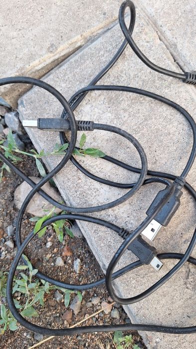 Продам кабеля в количестве 2 шт