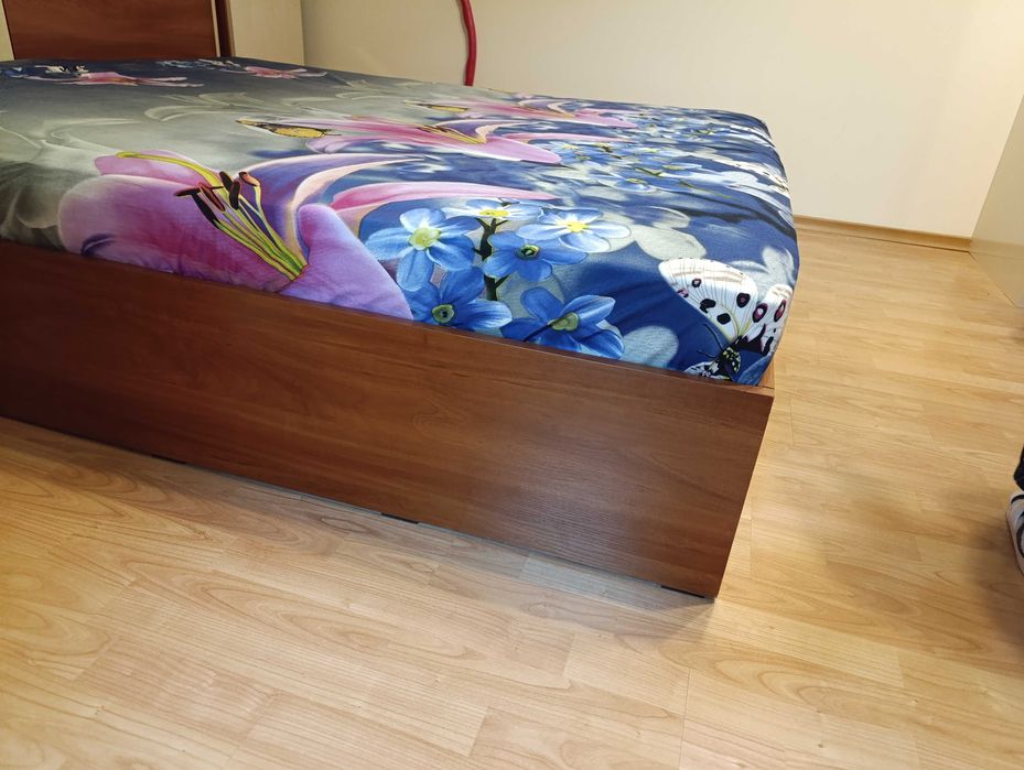 Спалня рамка  с ракла