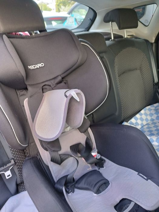 Детско столче за кола