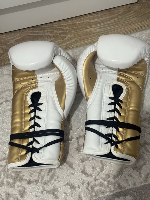 Перчатки боксерские