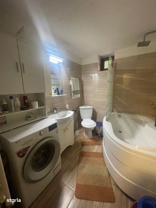 Apartament cu 2 camere, 51.82 mp, zona Rovine