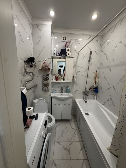 Подселение только девушка левый берек