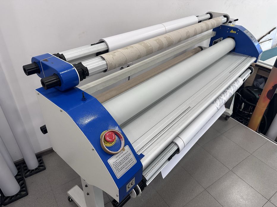 Широкоформатен принтер Thunderjet