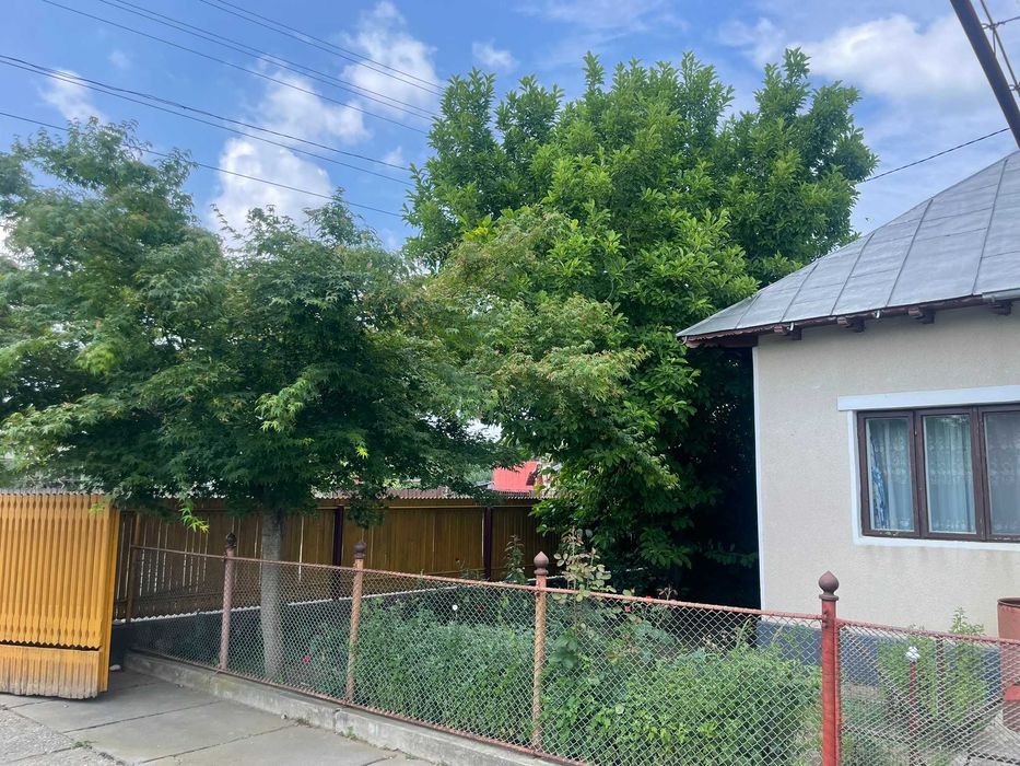 Casa de vanzare in Sat Ghirdoveni Com ILCaragiale Jud Dambovita