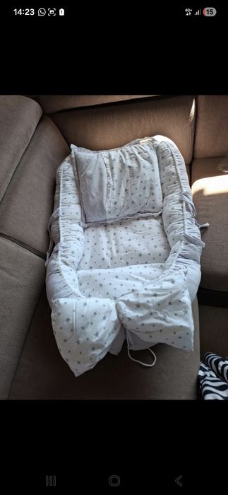 Cosulet bebe gri cu alb