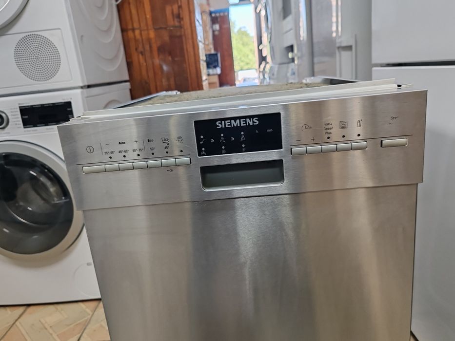 Тясна 45 см иноксова  съдомиялна за  вграждане Сименс Siemens  Made in Germany 2 години гаранция!