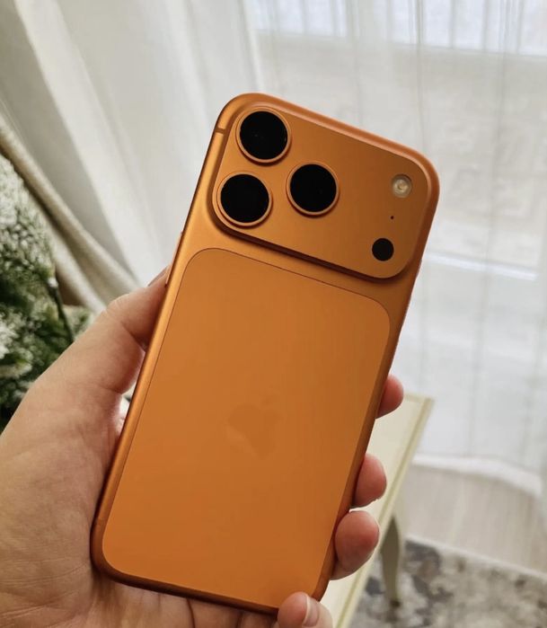 Срочно продам IPHONE 17 PRO
