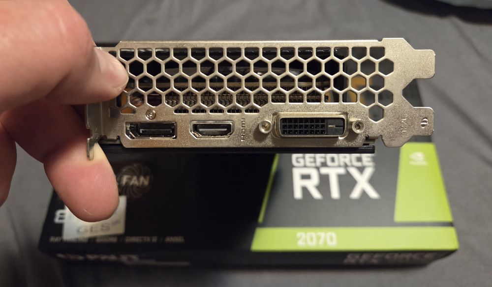 Placa video Palit RTX 2070 8GB 256biti , cutie, stare  excelenta