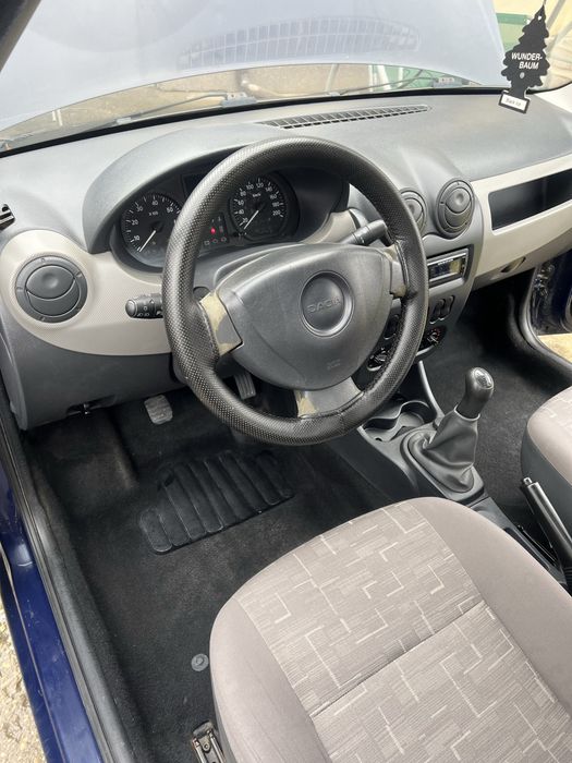 Dacia Logan 2011