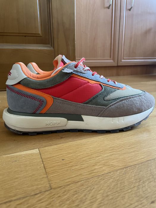 Продавам спортни маратонки на испанската марка HOFF.