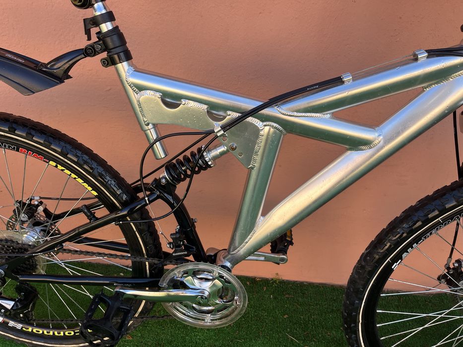 Алуминиев Немски Велосипед с Дискови Спирачки 26цола 8х3 Внос Германия