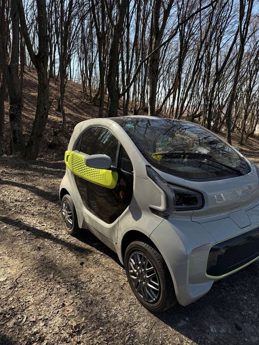 Xev Yoyo Xev Yoyo 16 ani