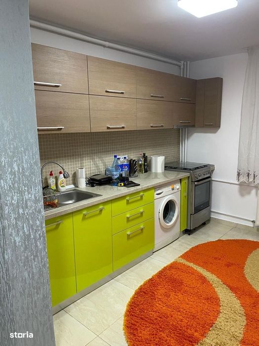 Apartament cu 3 camere / Panduri / Decomandat