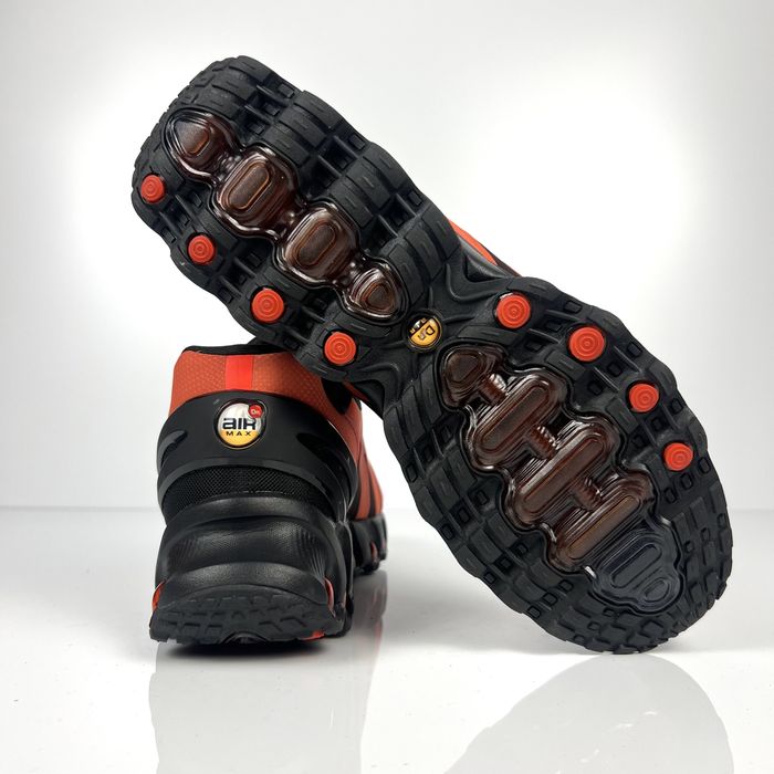 Nike Air Max DN8 Black Bright Grimson | Размери 41,44 | Нови