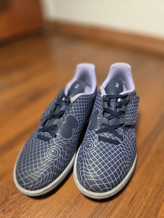 Adidasi copii pentru fotbal teren sintetic, marime 34