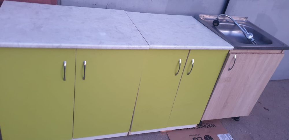 Продам кухонные напольные шкафы!