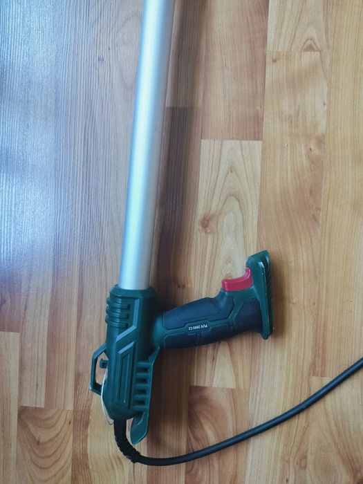 Продавам електреческа горелка за плевели Парксайд 30 лева  и тример Ga