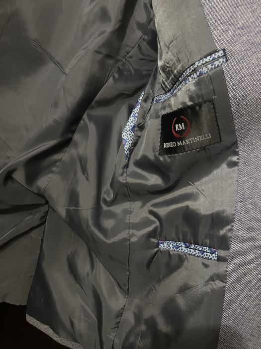 Мужской пиджак серый