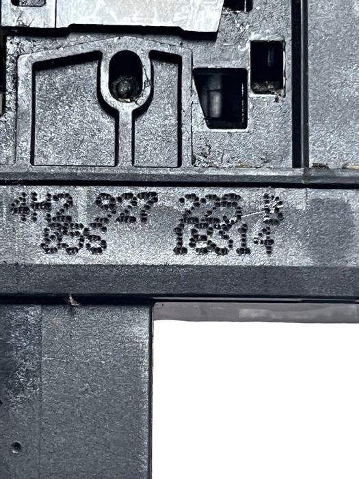 Buton Frana De Mana Audi A8 Iii 4H2, 4H8, 4Hc, 4Hl 2009 - 2018 4H29272