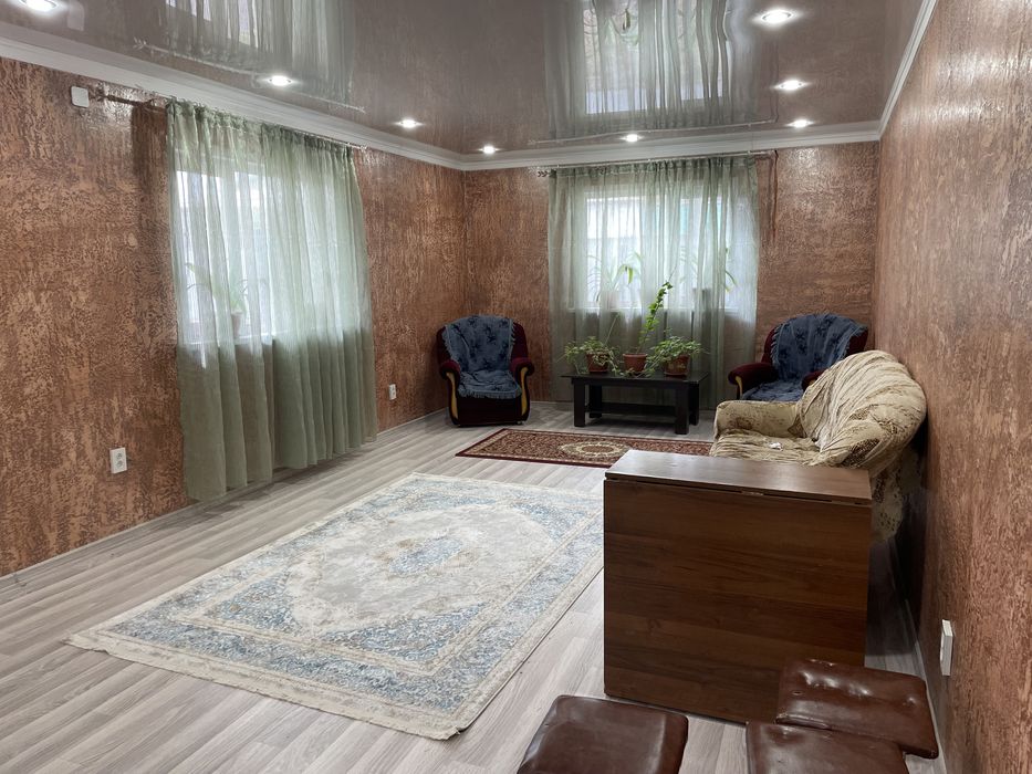 Квартира жалға беріледі. Сдаётся в аренду.