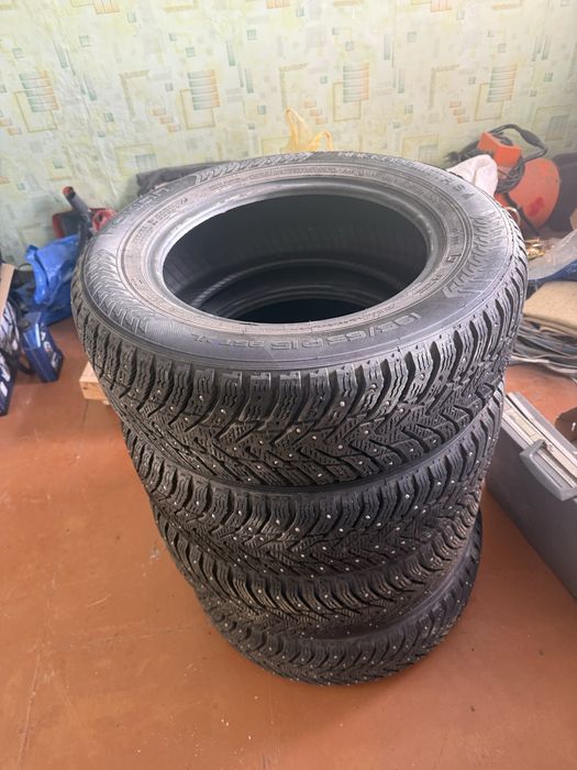 Продам зимнию резину