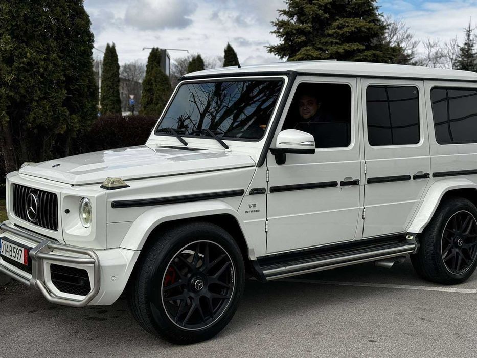 Продава безупречен Mercedes G55 - AMG