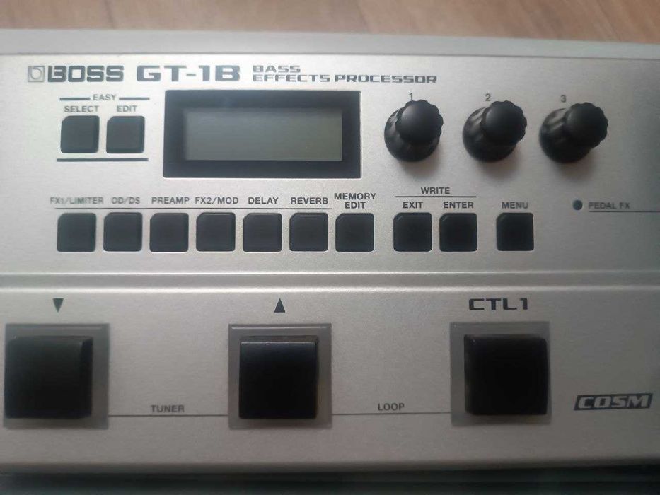 BOSS GT-1B Процессор эффектов для бас гитары
