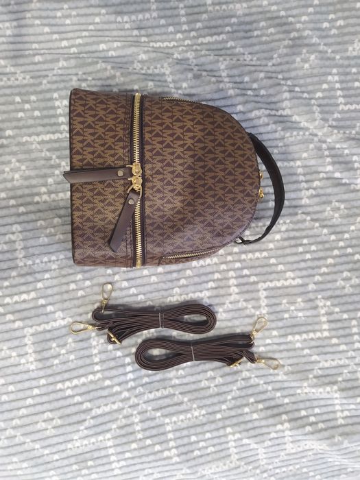 сумочка-рюкзак под Michael Kors