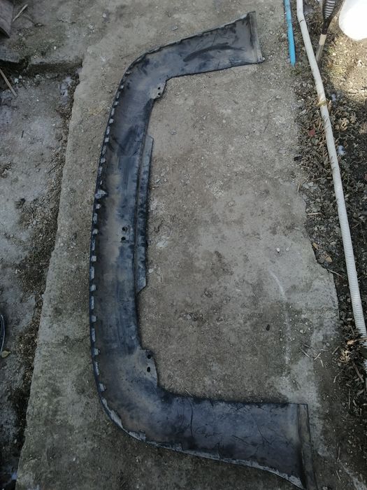 Spoiler bară spate vw bora+organizator scule, cârlig remorcare, sertar