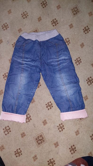 kurtka puxovik qizchalar uchun.