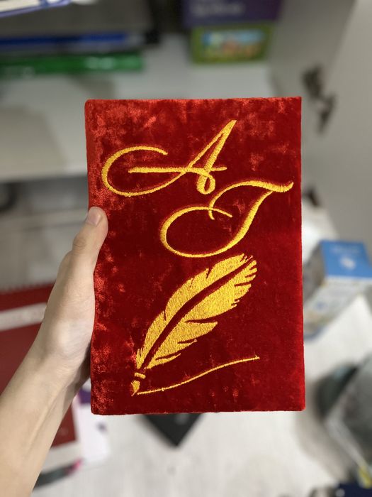 Ежедневник на подарок