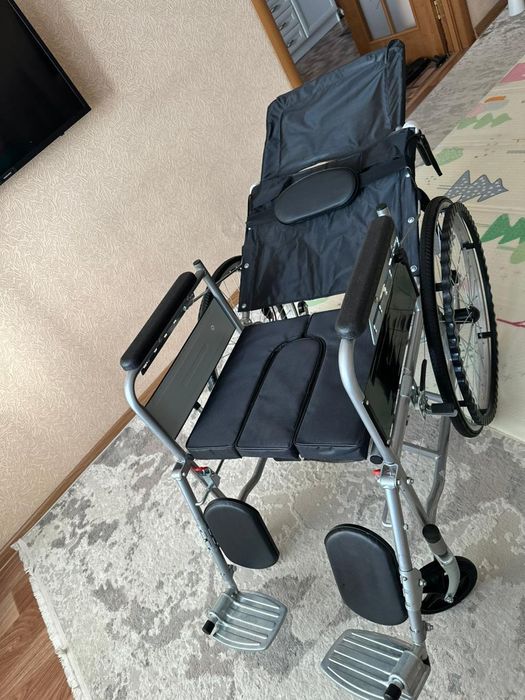 Инвалидная кресло-коляска