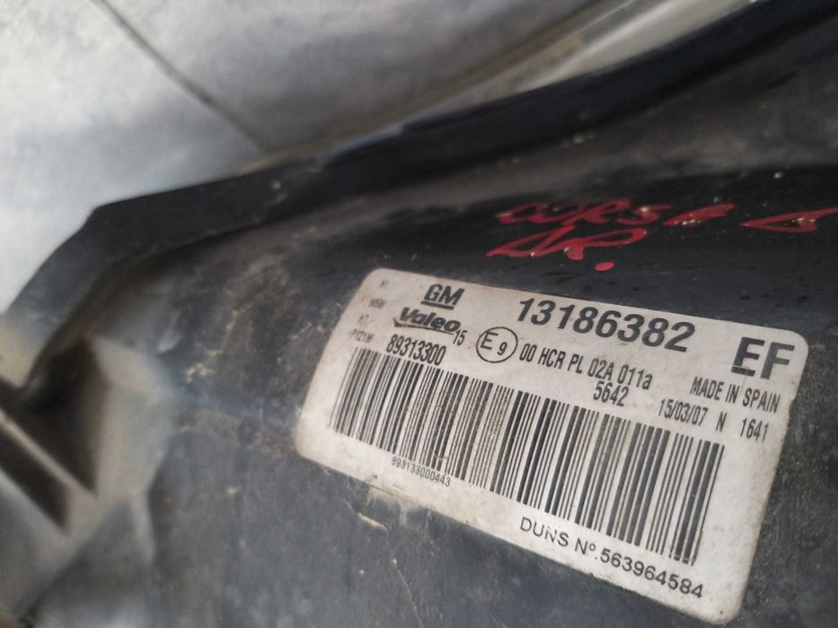 Far dreapta opel corsa d s07 13186382 89313300