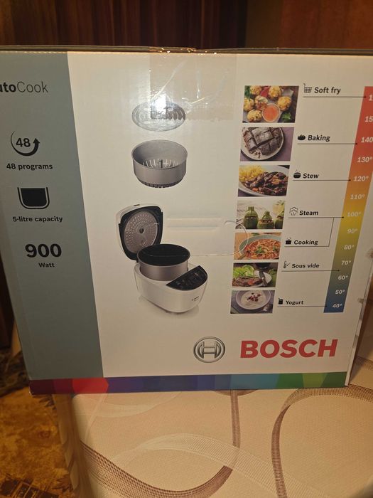 Неразопакован Мултикукър Bosch AutoCook MUC11W12