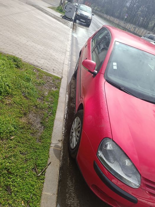 VW Golf 5 1.4 бензин 2004 повреден двигател / цяла