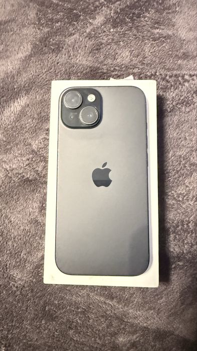 Продам Iphone 15 128GB