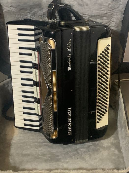 Acordeon Galvagno cu cameră 2+1 Piccolo