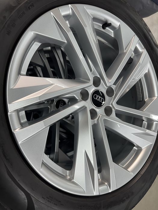 Jante Audi Q7 R20 Originale Pirelli de vara 2024 4M