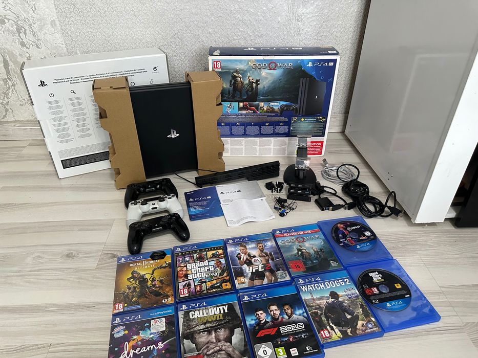 Продава се Playstation 4PRO 1TB във отлично състояние