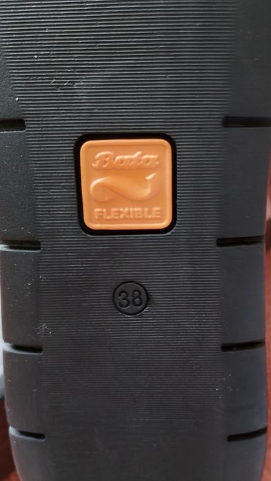 Италиански кожени обувки за тесен крак