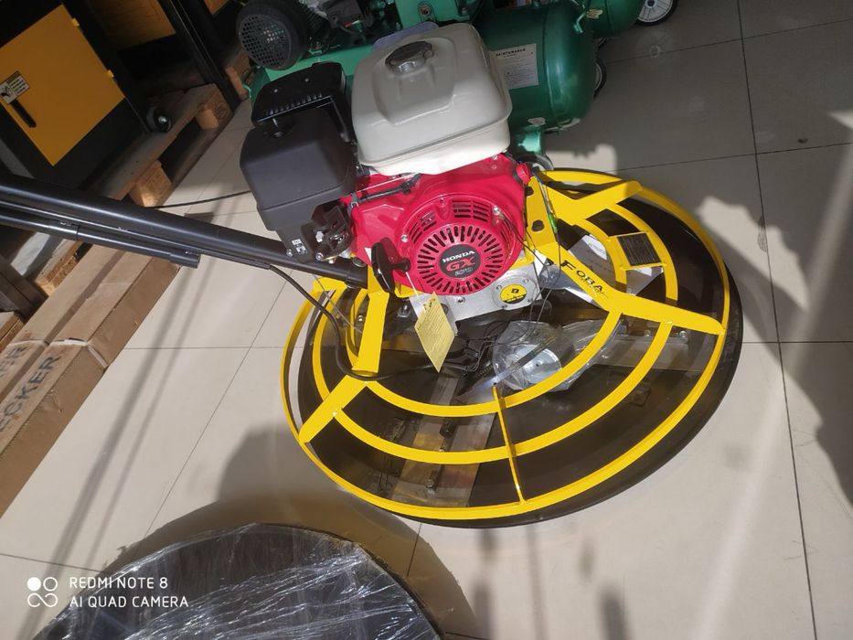 Затирочная машина Becer Fora