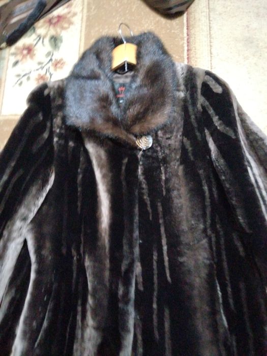 Мутоновая шуба с шарфиком