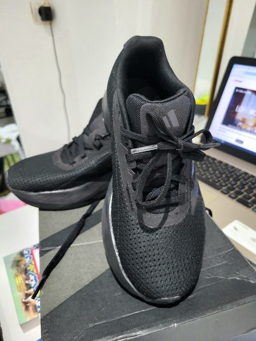 Adidasi running Adidas noi mar 37 negri