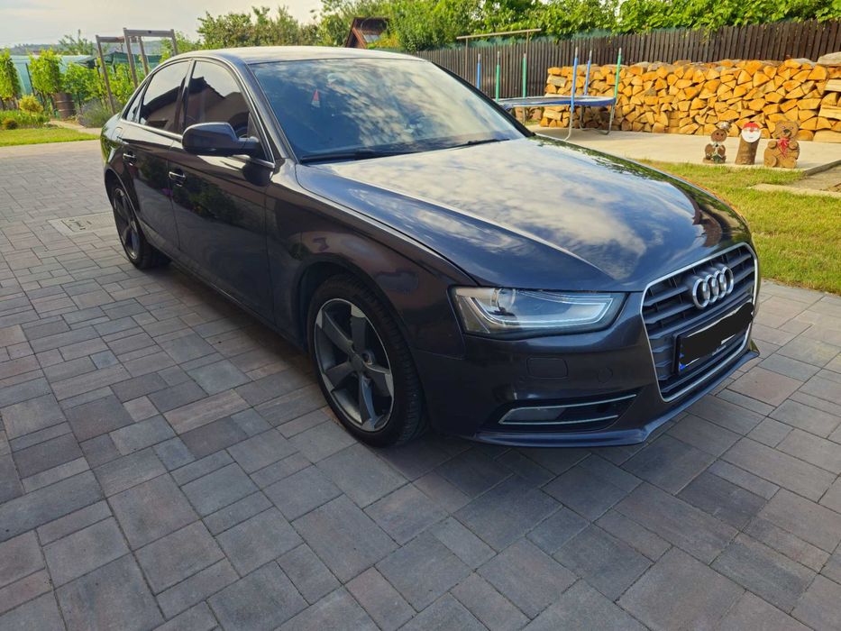 AUDI A4 2012 — imagine 2